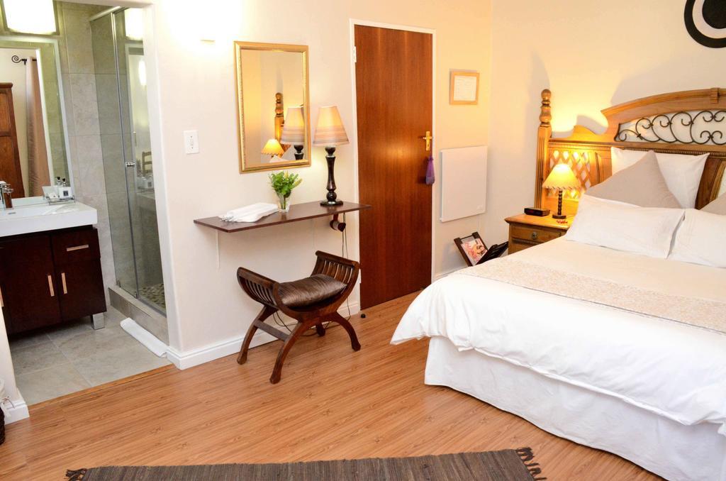 Simonsberg Guest House Stellenbosch Bilik gambar