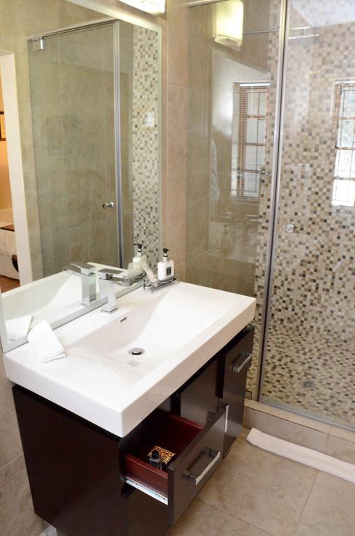 Simonsberg Guest House Stellenbosch Bilik gambar